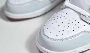 Hyperoad RACER ZOOM JORDAN 1 HIGH RETRO BLUE - WHITE 0504